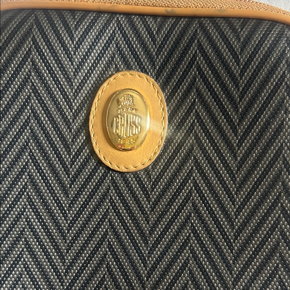 Mark Cross Elegant Black and Tan Crossbody Bag - Picture 2 of 10